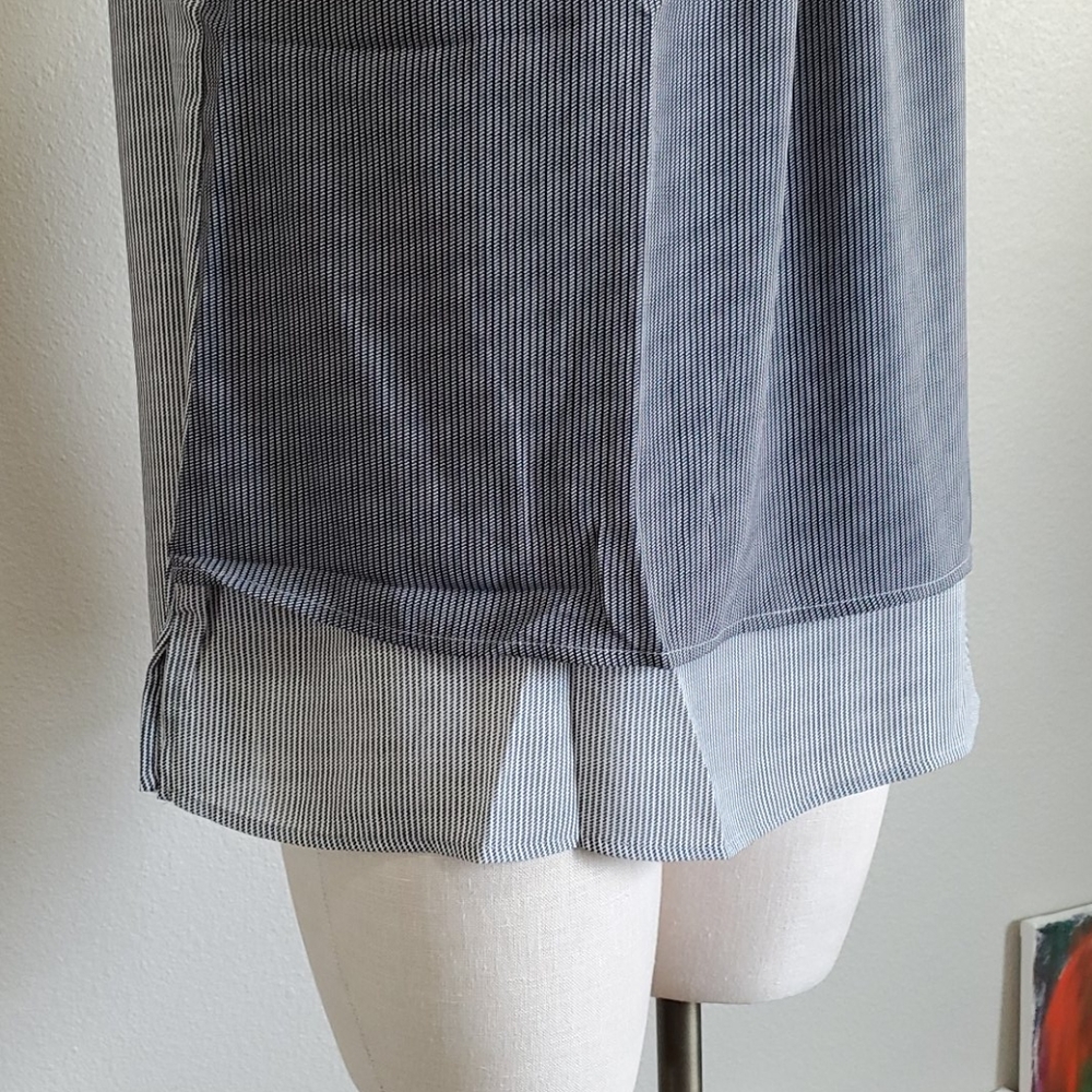 RELISHED Gray Color Block Sleeveless Top - Picture 6 of 10